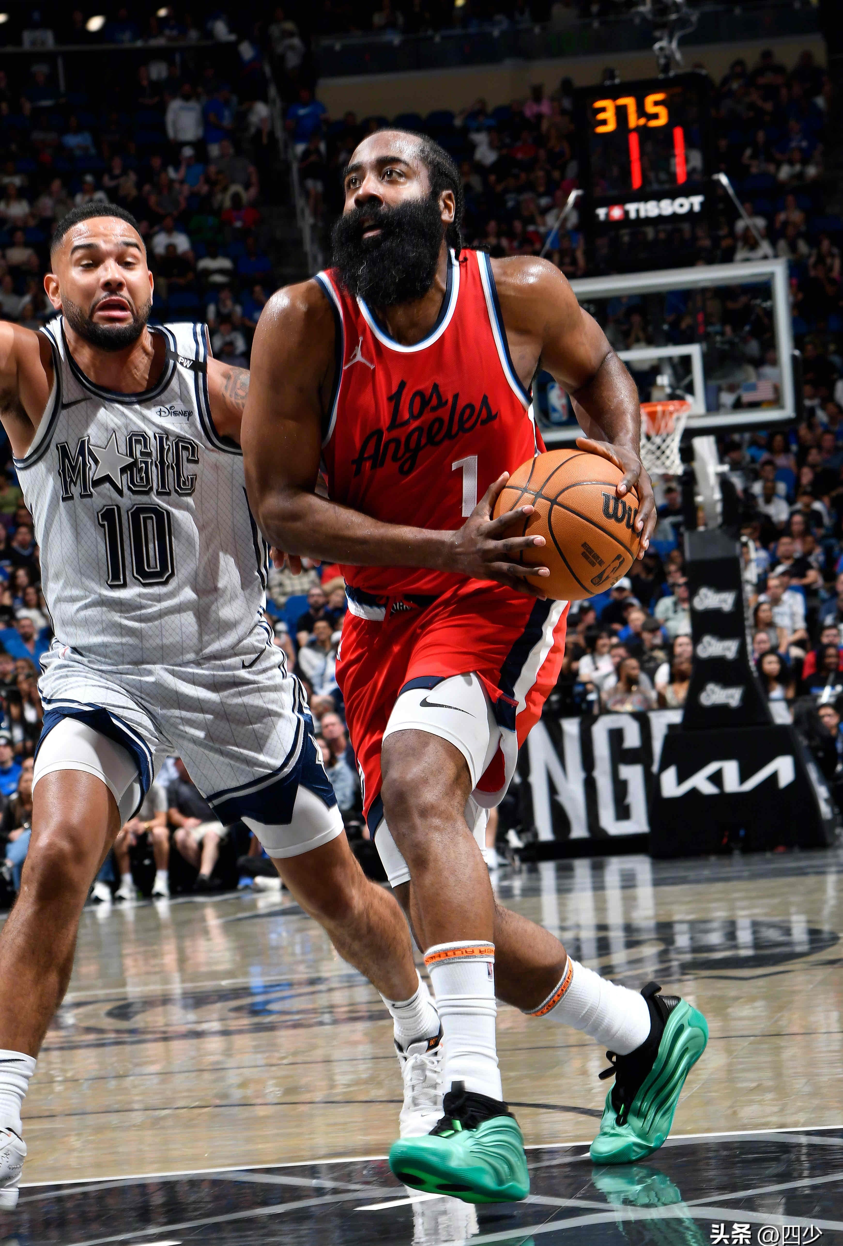 洛杉矶快船微博-乐动体育入口